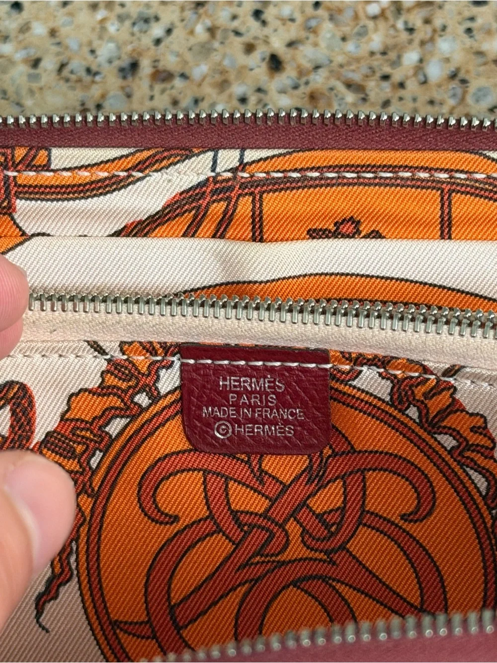 Hermes Vintage 1968 Azap Leather long zip around wallet w/ silk print - Picture 15 of 15